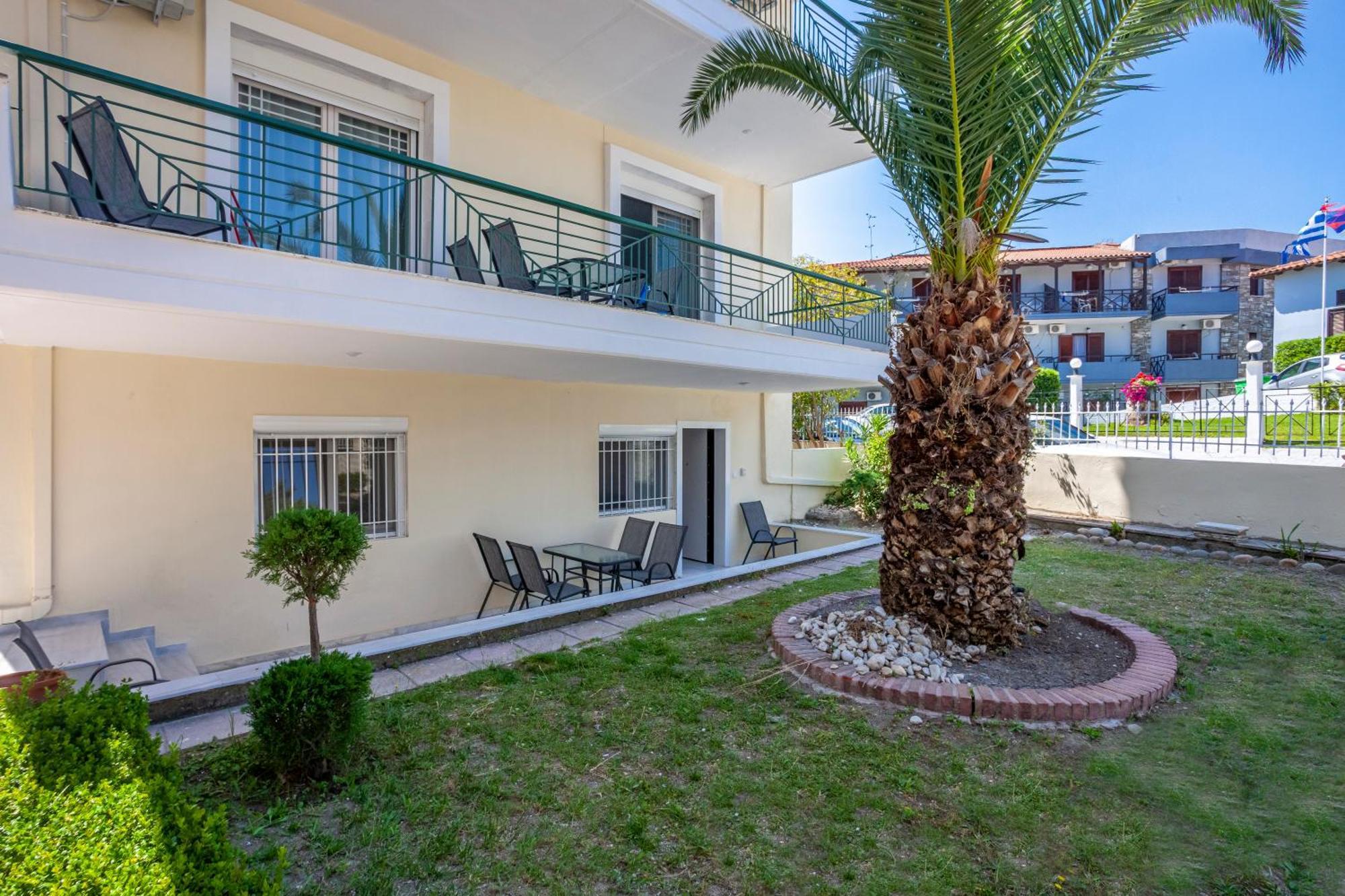 Aris Luxury Apartments Pefkochori Exterior foto